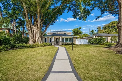 427 Villagrande Avenue S St Petersburg FL 33707