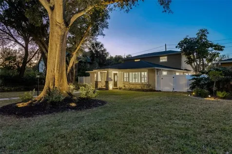 427 Villagrande Avenue S St Petersburg FL 33707