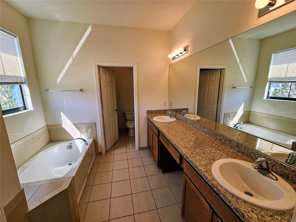 1952 Portofino Meadows Boulevard Orlando FL 32824