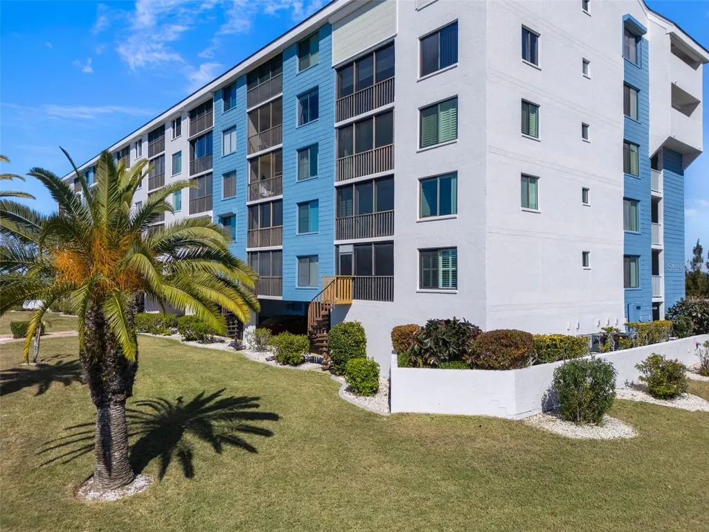 4550 Bay Boulevard Port Richey FL 34668