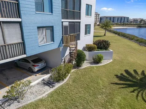 4550 Bay Boulevard Port Richey FL 34668