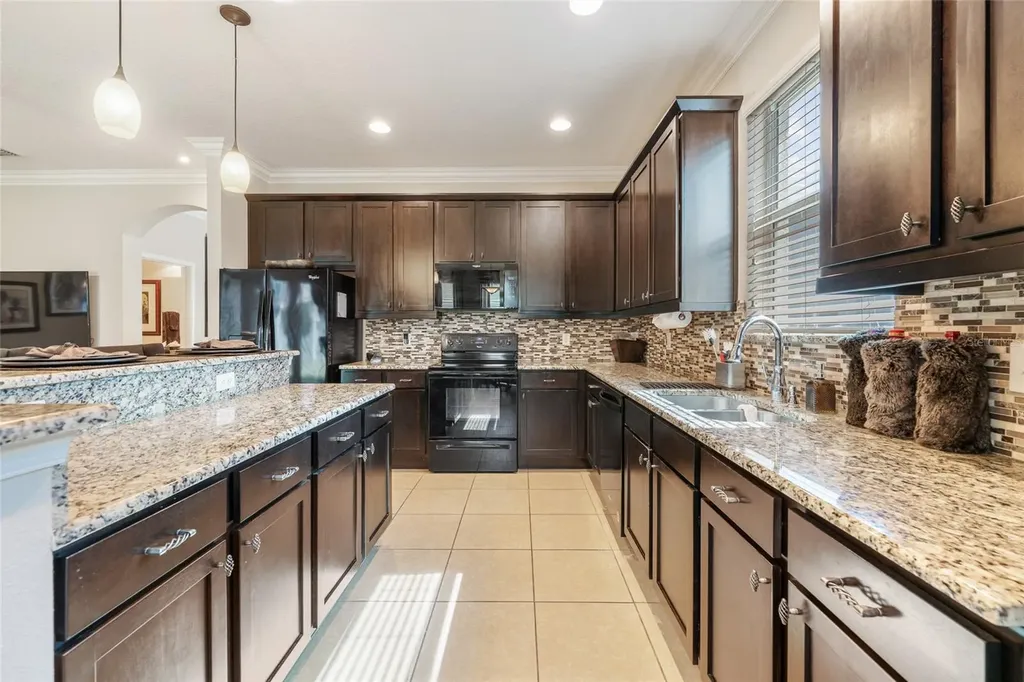 4436 Azure Isle Way Kissimmee FL 34744