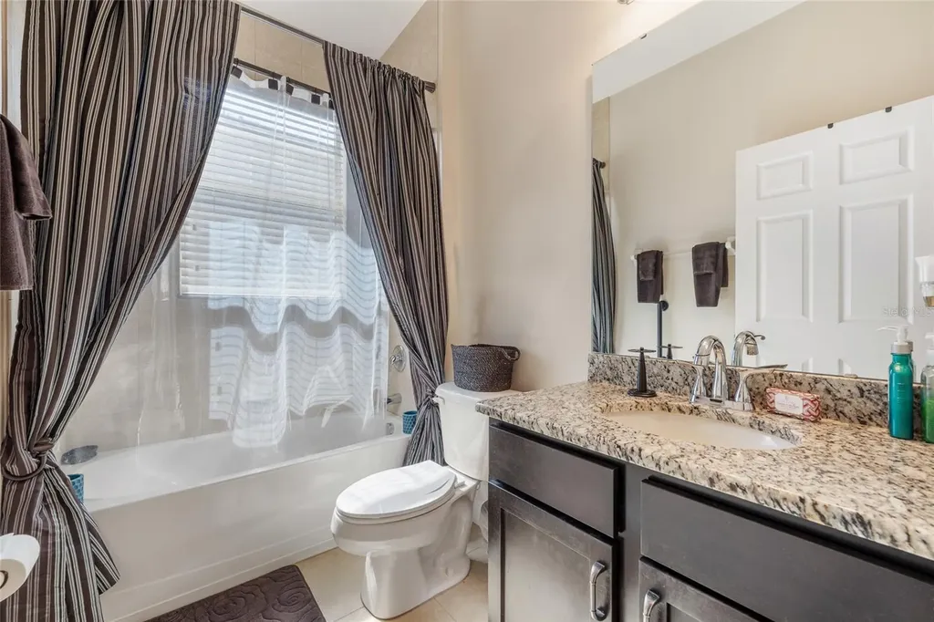 4436 Azure Isle Way Kissimmee FL 34744