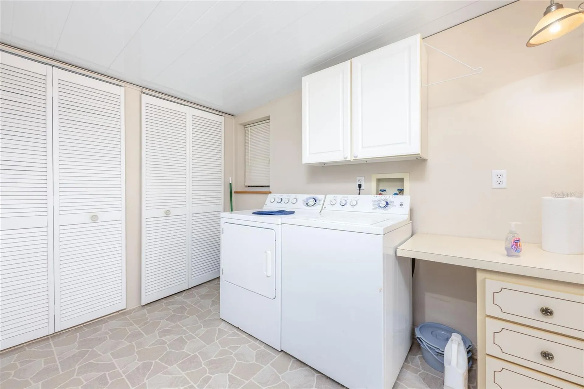 605 Rainbow Boulevard Lady Lake FL 32159
