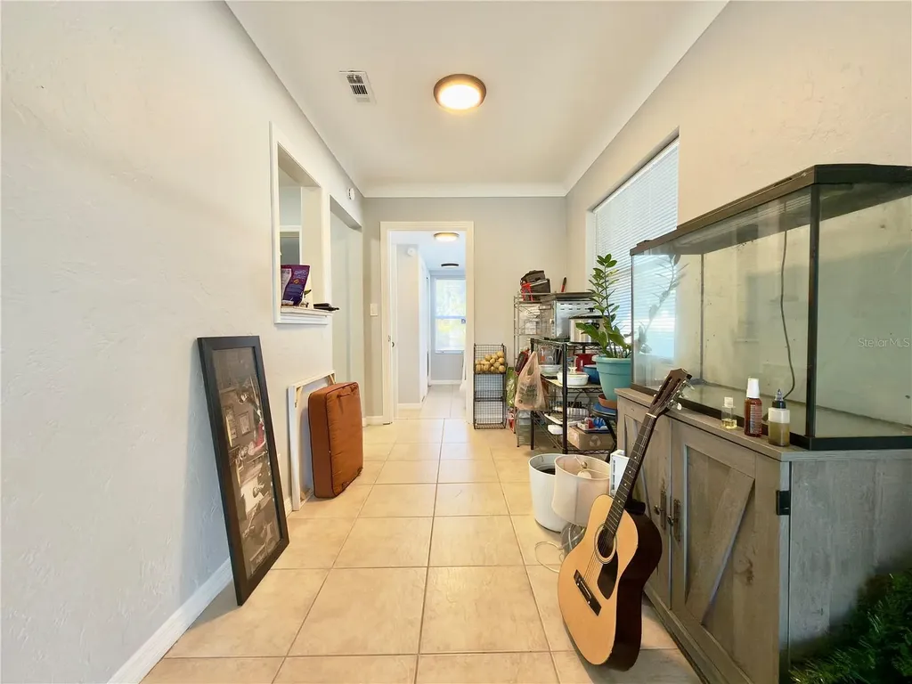 433 86th Avenue N St Petersburg FL 33702