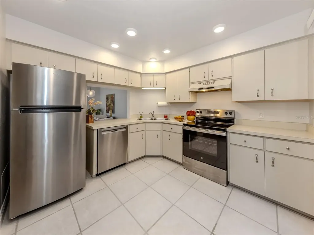 200 Woodland Drive Osprey FL 34229