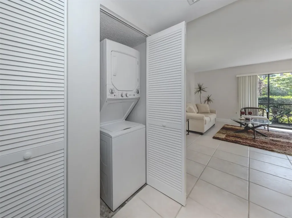 200 Woodland Drive Osprey FL 34229