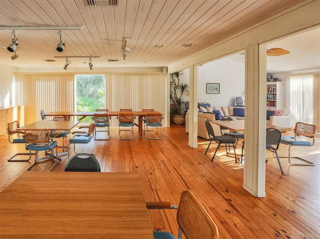 200 Woodland Drive Osprey FL 34229