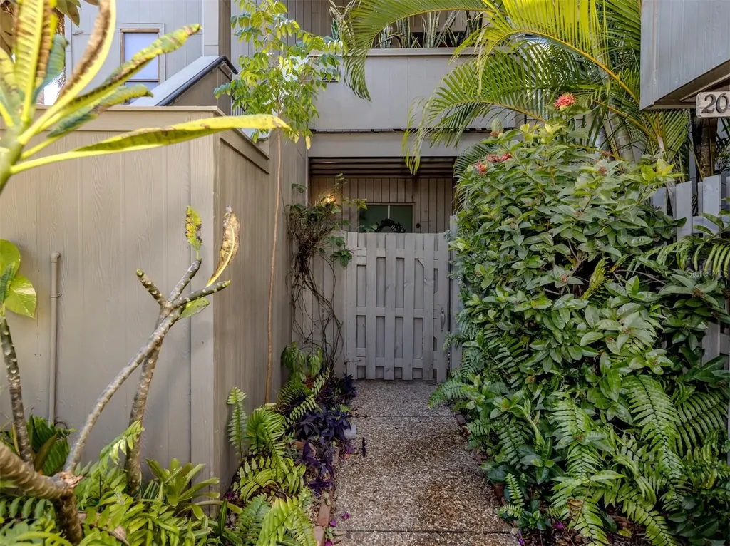 200 Woodland Drive Osprey FL 34229