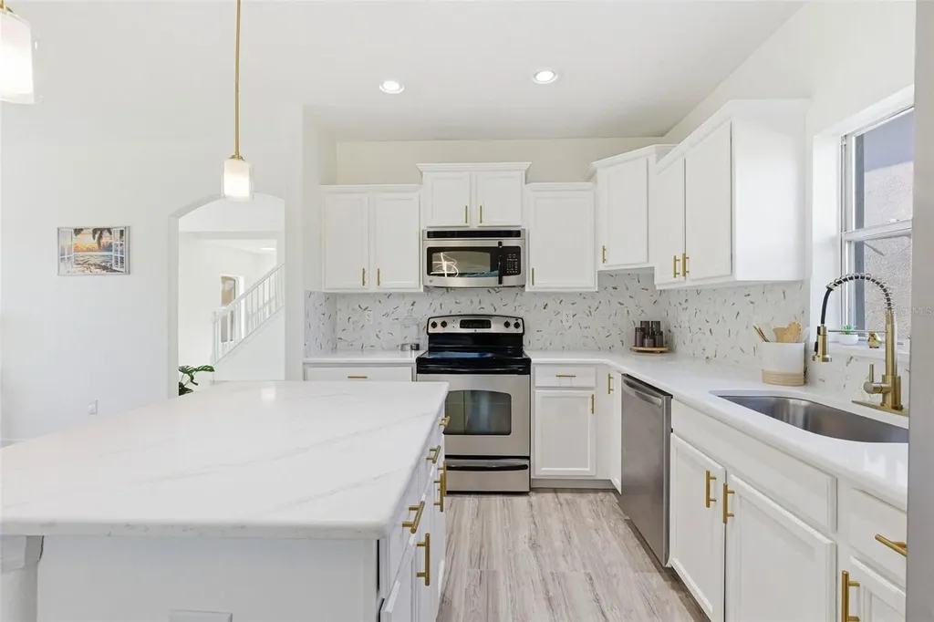 1421 Tahoe Springs Court Ruskin FL 33570