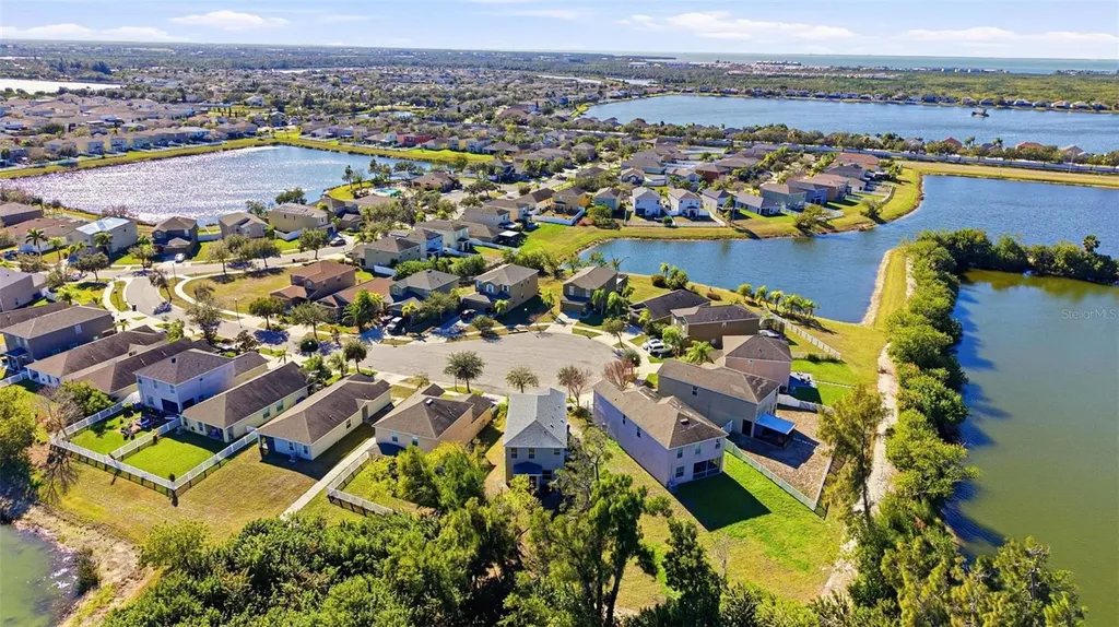 1421 Tahoe Springs Court Ruskin FL 33570