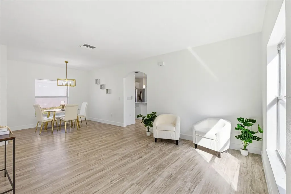 1421 Tahoe Springs Court Ruskin FL 33570