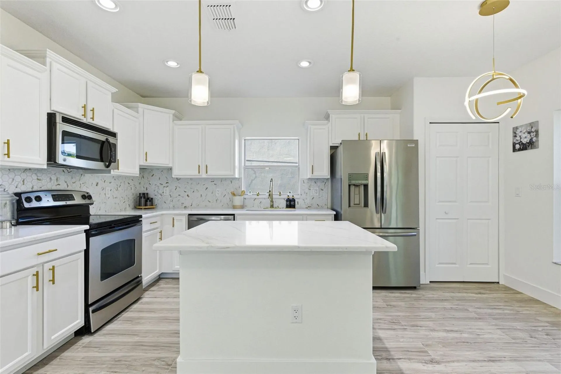 1421 Tahoe Springs Court Ruskin FL 33570