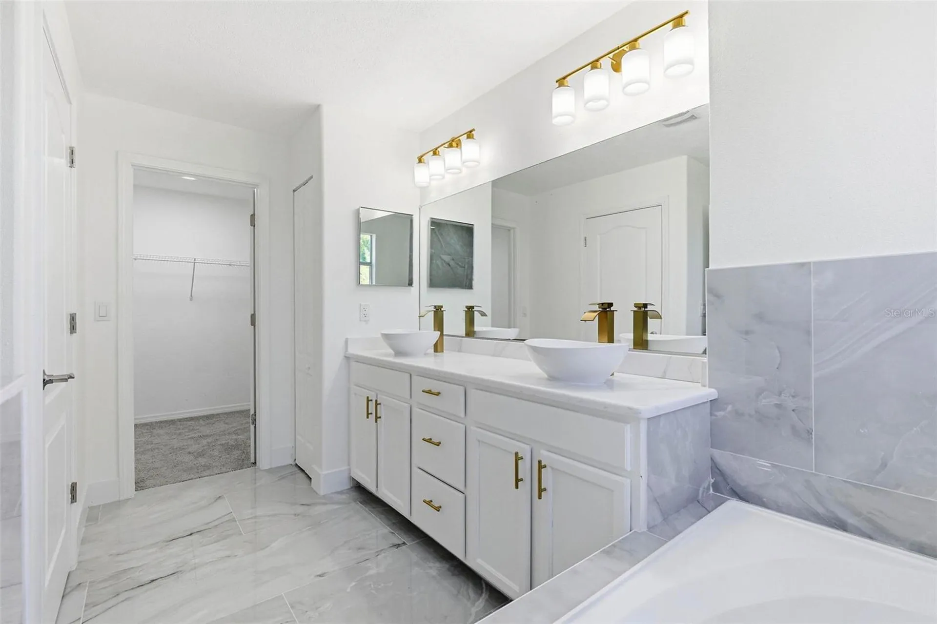1421 Tahoe Springs Court Ruskin FL 33570