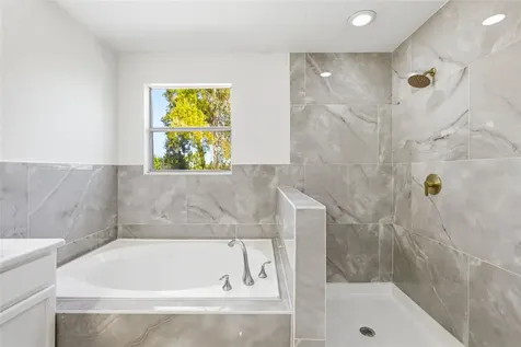 1421 Tahoe Springs Court Ruskin FL 33570