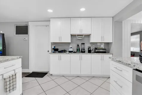 5612 Baker Road New Port Richey FL 34653