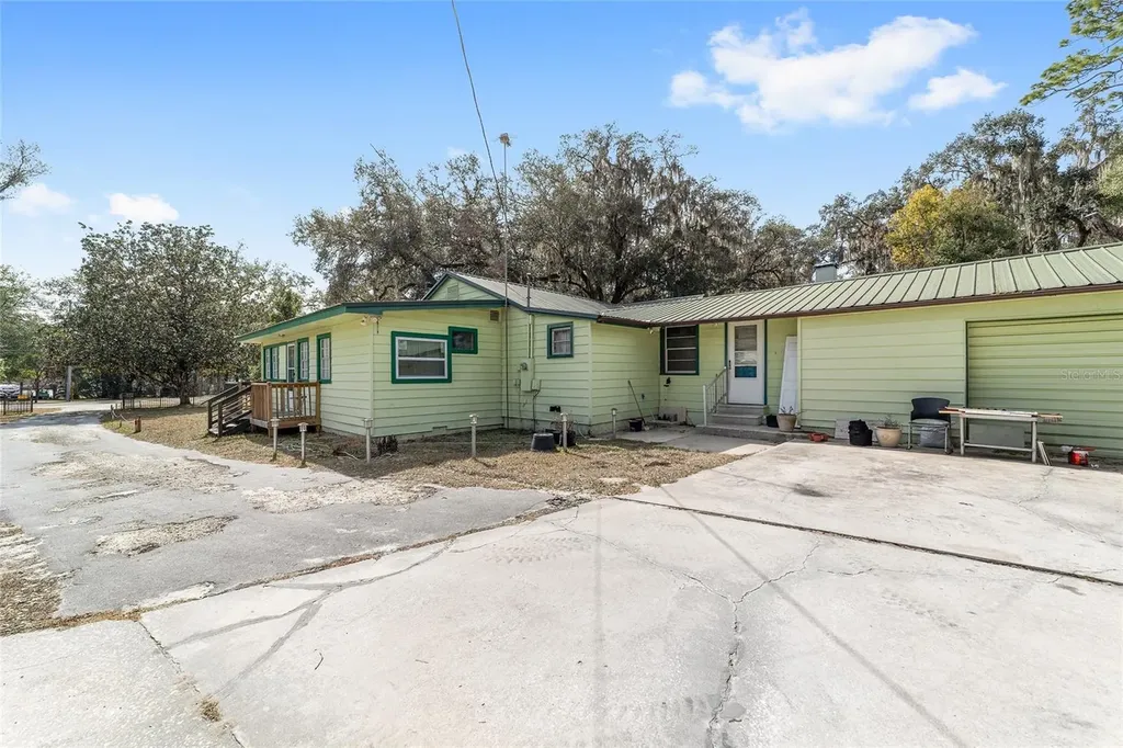 7075 SE Highway 25a Belleview FL 34420