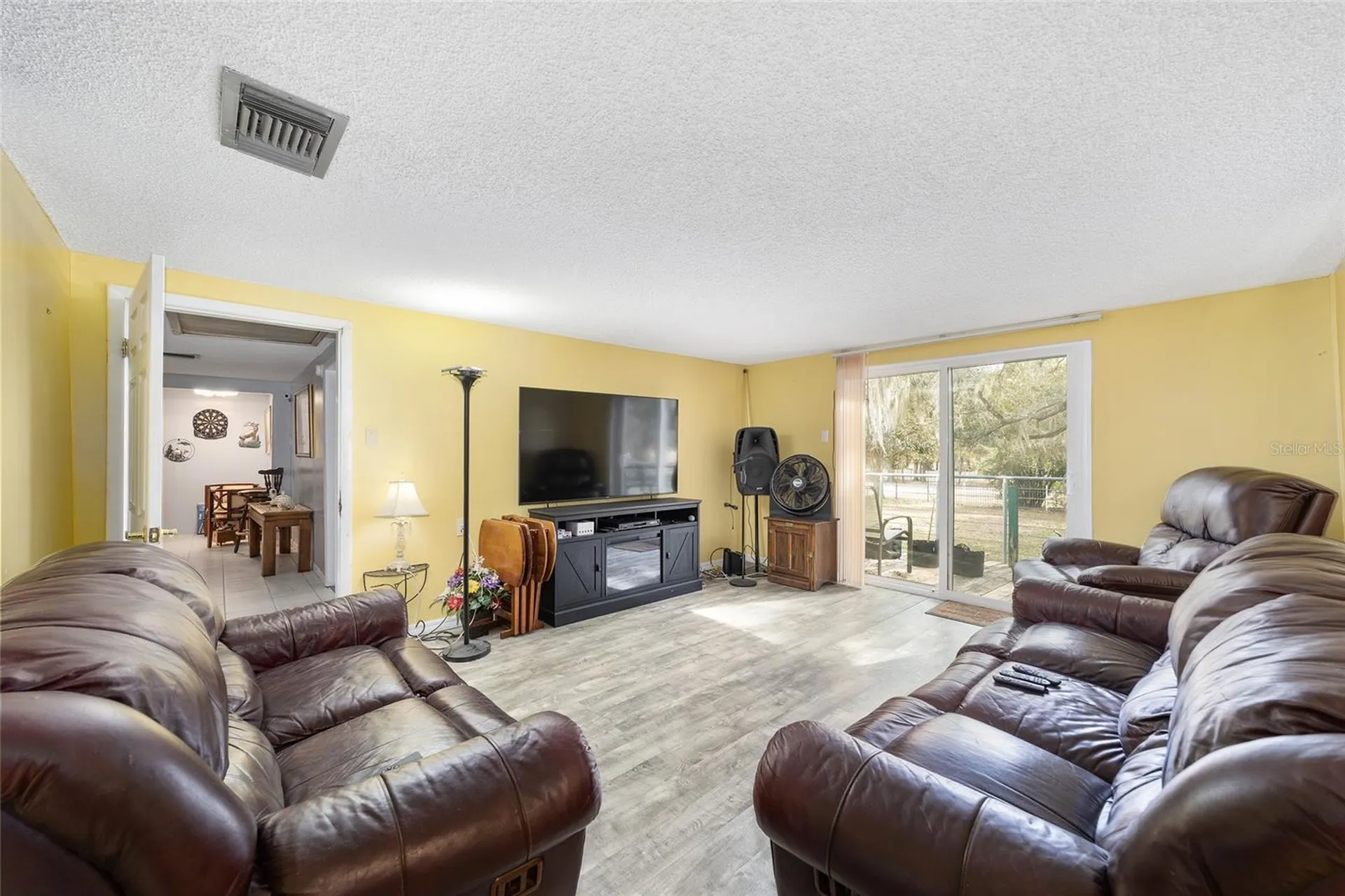 7075 SE Highway 25a Belleview FL 34420