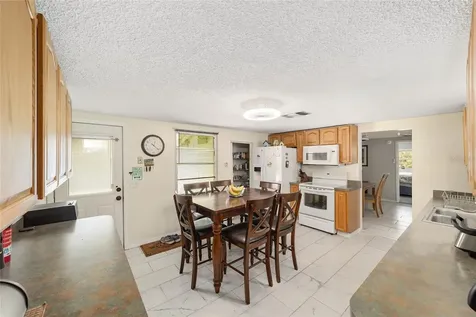 7075 SE Highway 25a Belleview FL 34420