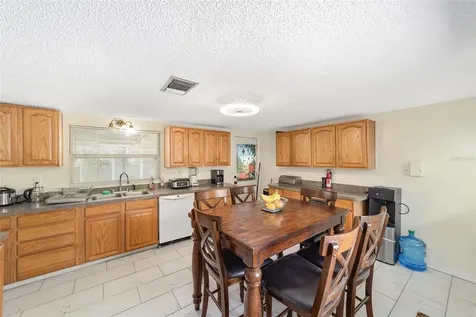 7075 SE Highway 25a Belleview FL 34420