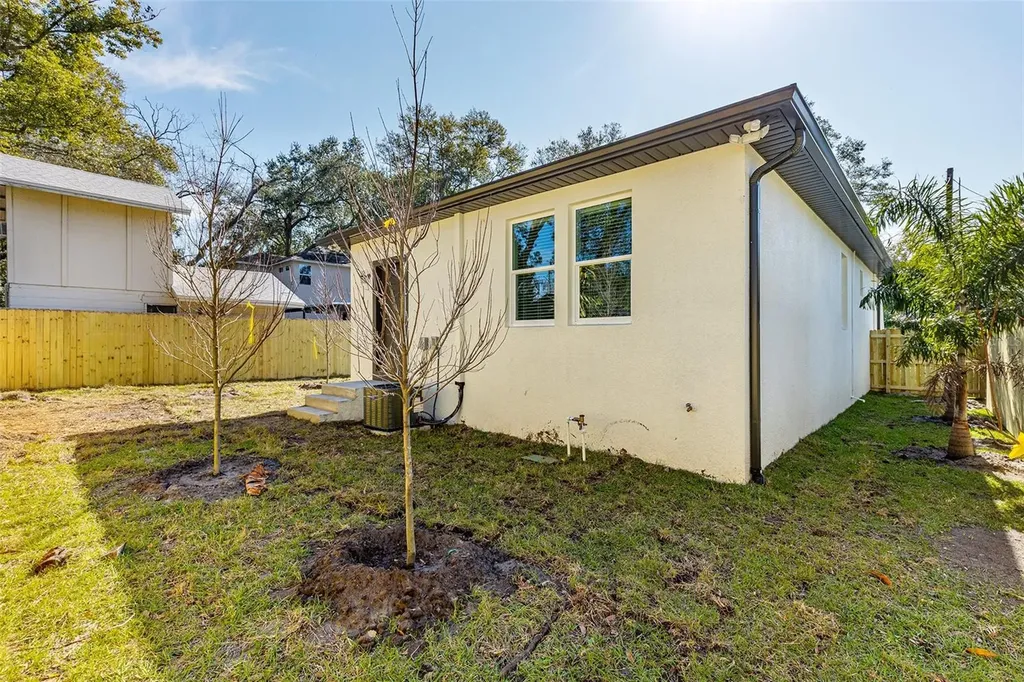 113 W Elm Street Tampa FL 33604