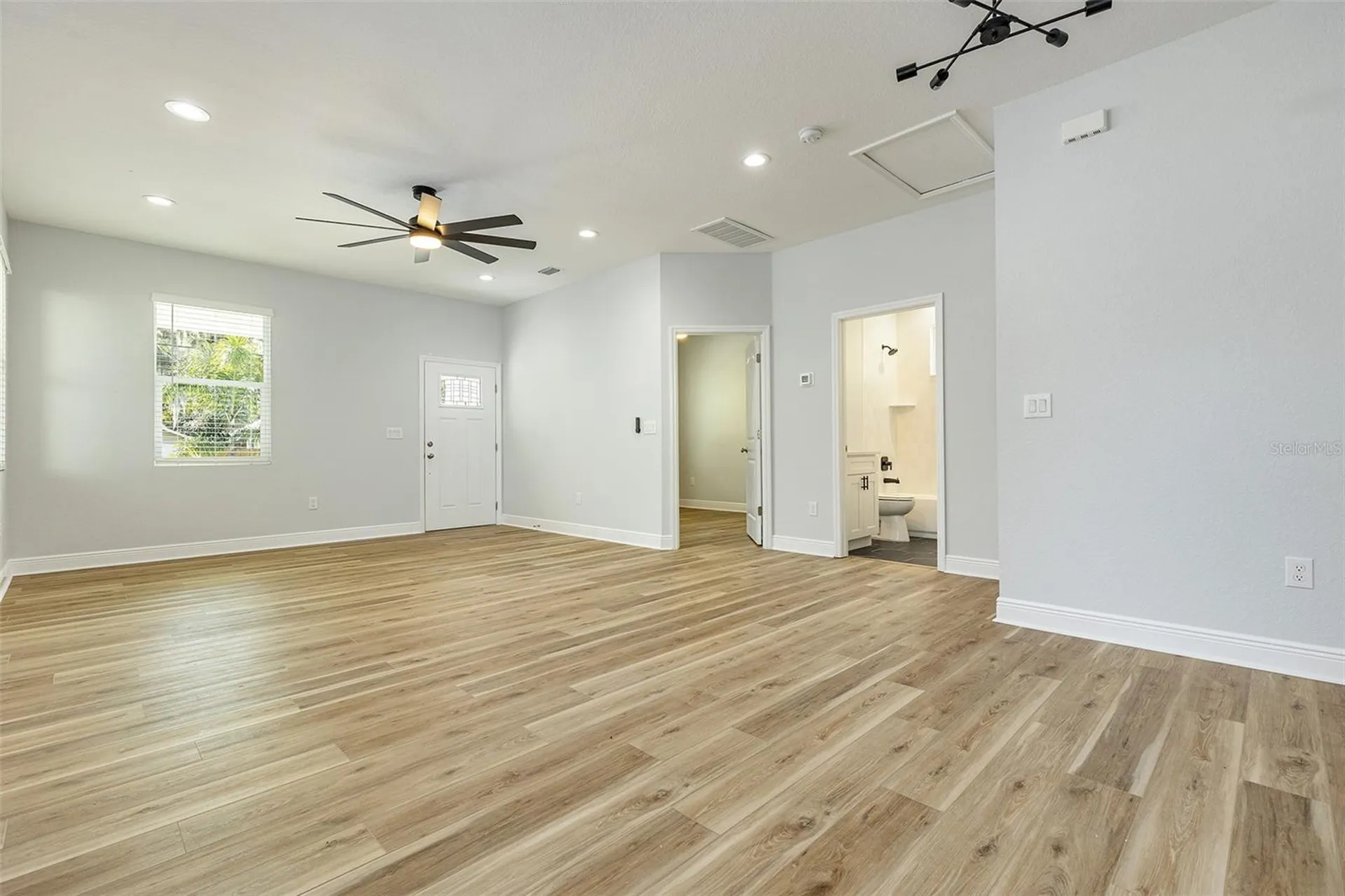 113 W Elm Street Tampa FL 33604