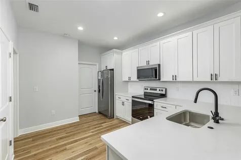 113 W Elm Street Tampa FL 33604