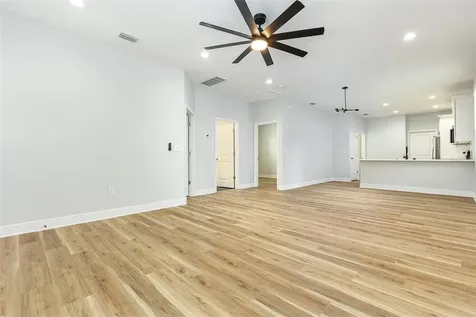 113 W Elm Street Tampa FL 33604