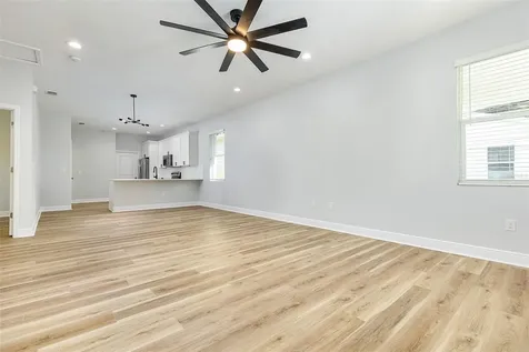 113 W Elm Street Tampa FL 33604