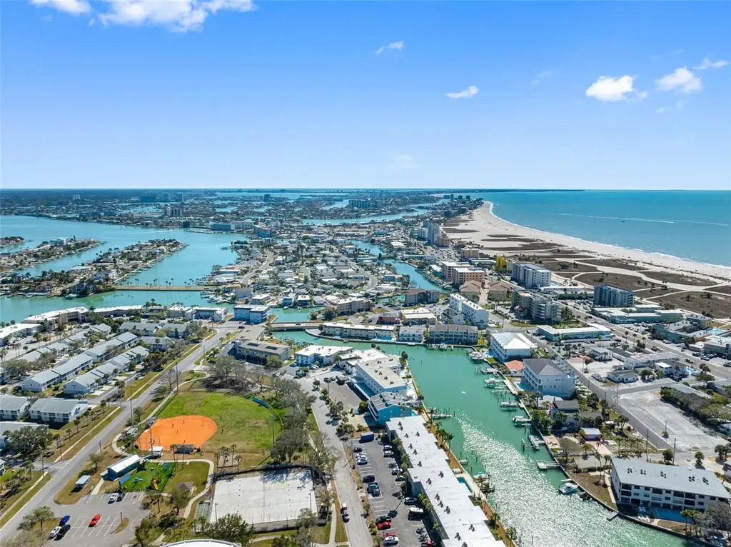 193 Sun Isle Circle Treasure Island FL 33706
