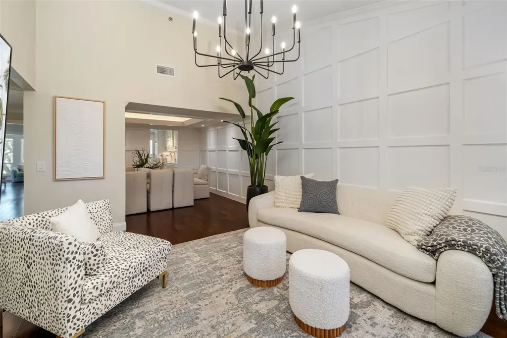 2195 Harbourside Drive Longboat Key FL 34228