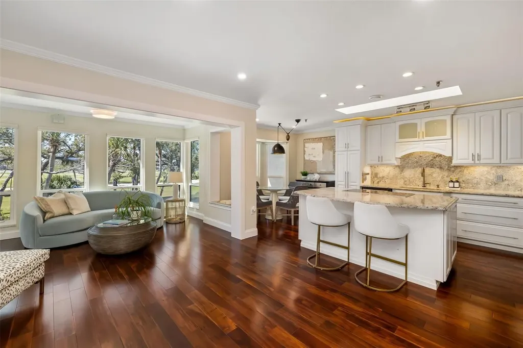 2195 Harbourside Drive Longboat Key FL 34228
