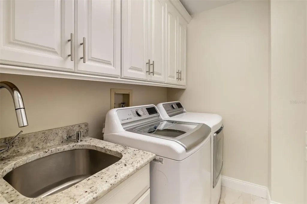 2195 Harbourside Drive Longboat Key FL 34228