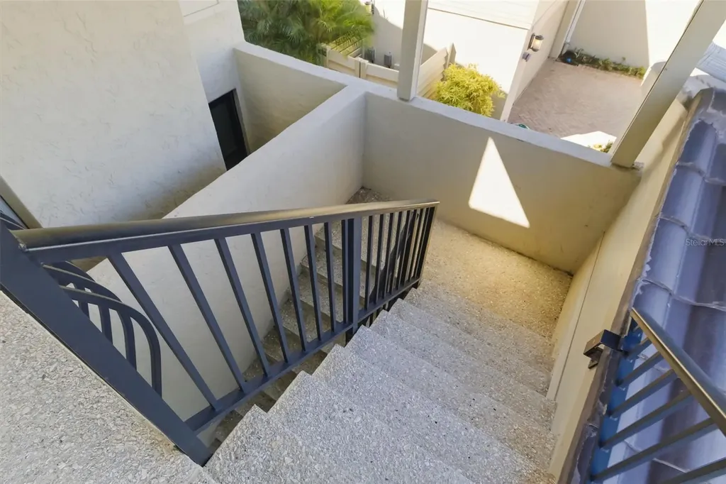 2195 Harbourside Drive Longboat Key FL 34228