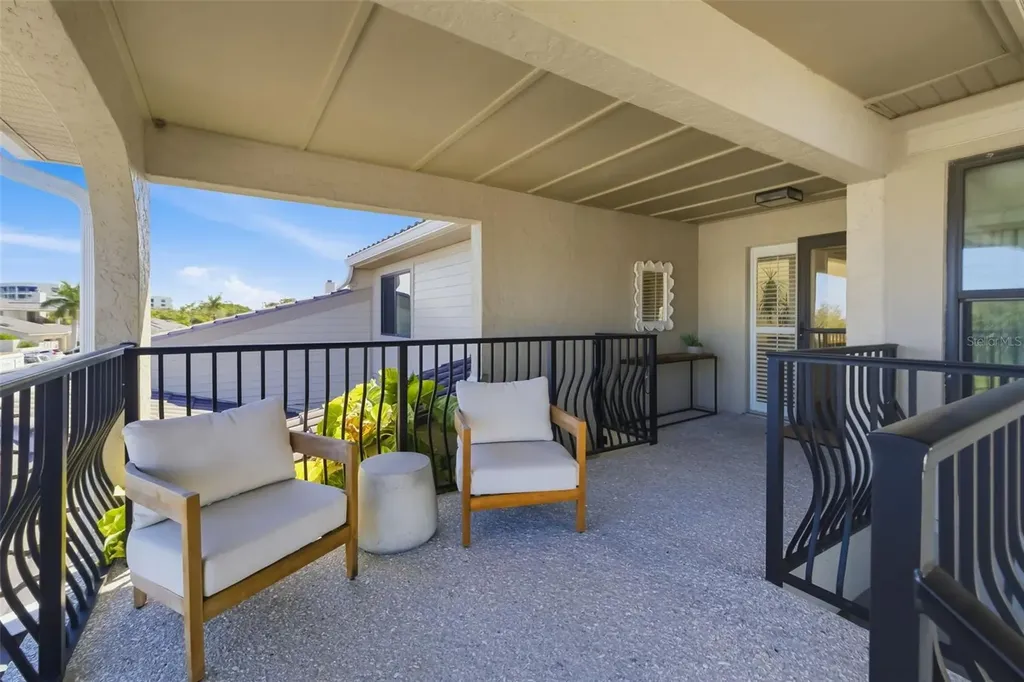 2195 Harbourside Drive Longboat Key FL 34228