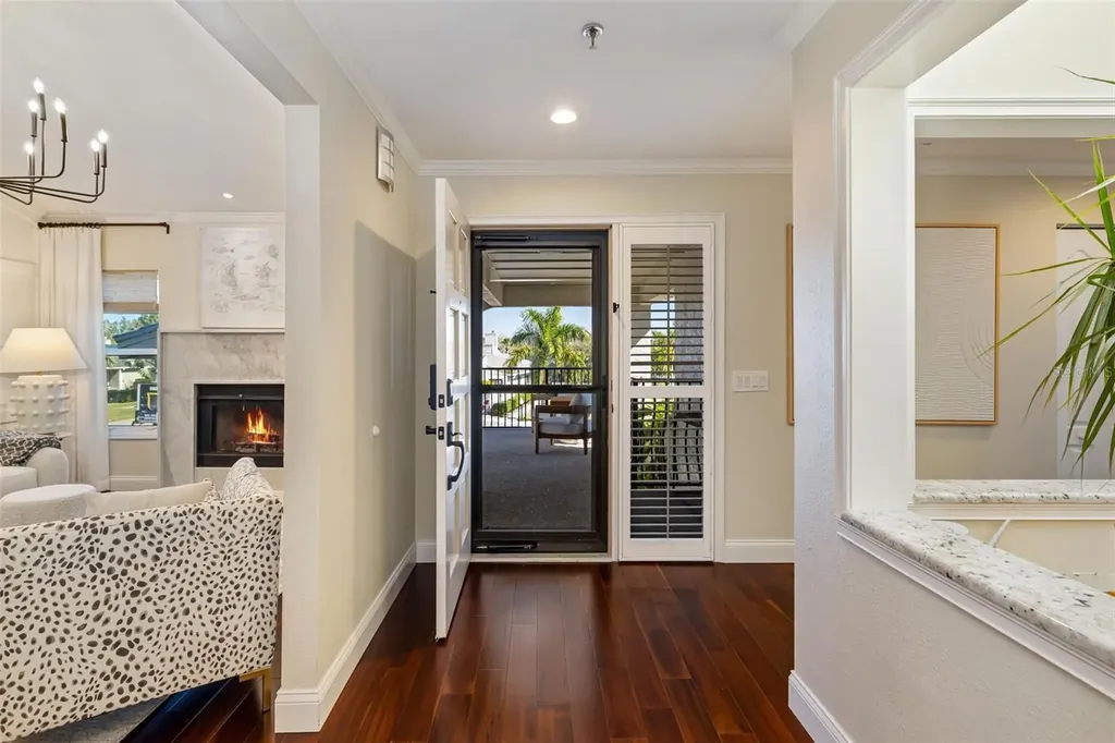 2195 Harbourside Drive Longboat Key FL 34228
