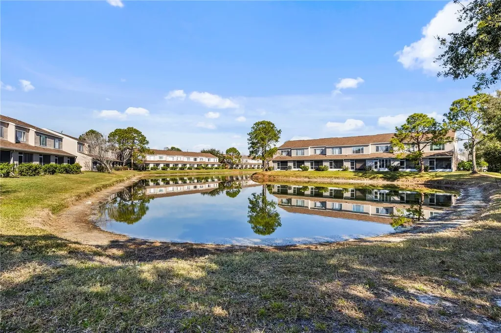 5937 Bayside Key Drive Tampa FL 33615