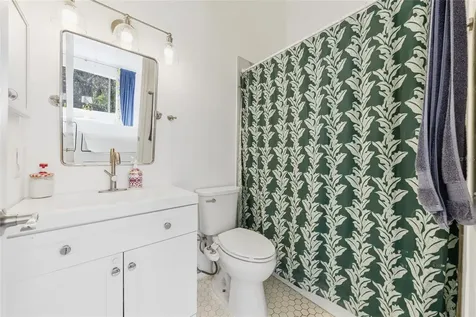 5937 Bayside Key Drive Tampa FL 33615