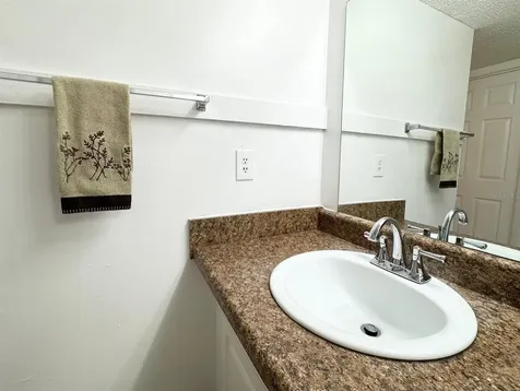 2535 N Alafaya Trail Orlando FL 32826