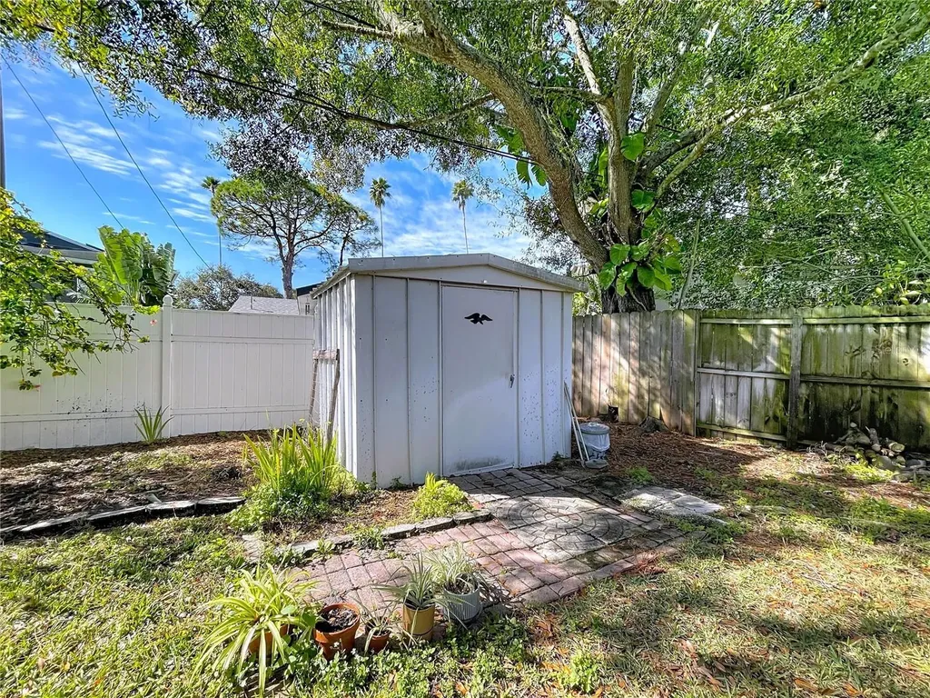 4042 Arkansas Avenue NE St Petersburg FL 33703