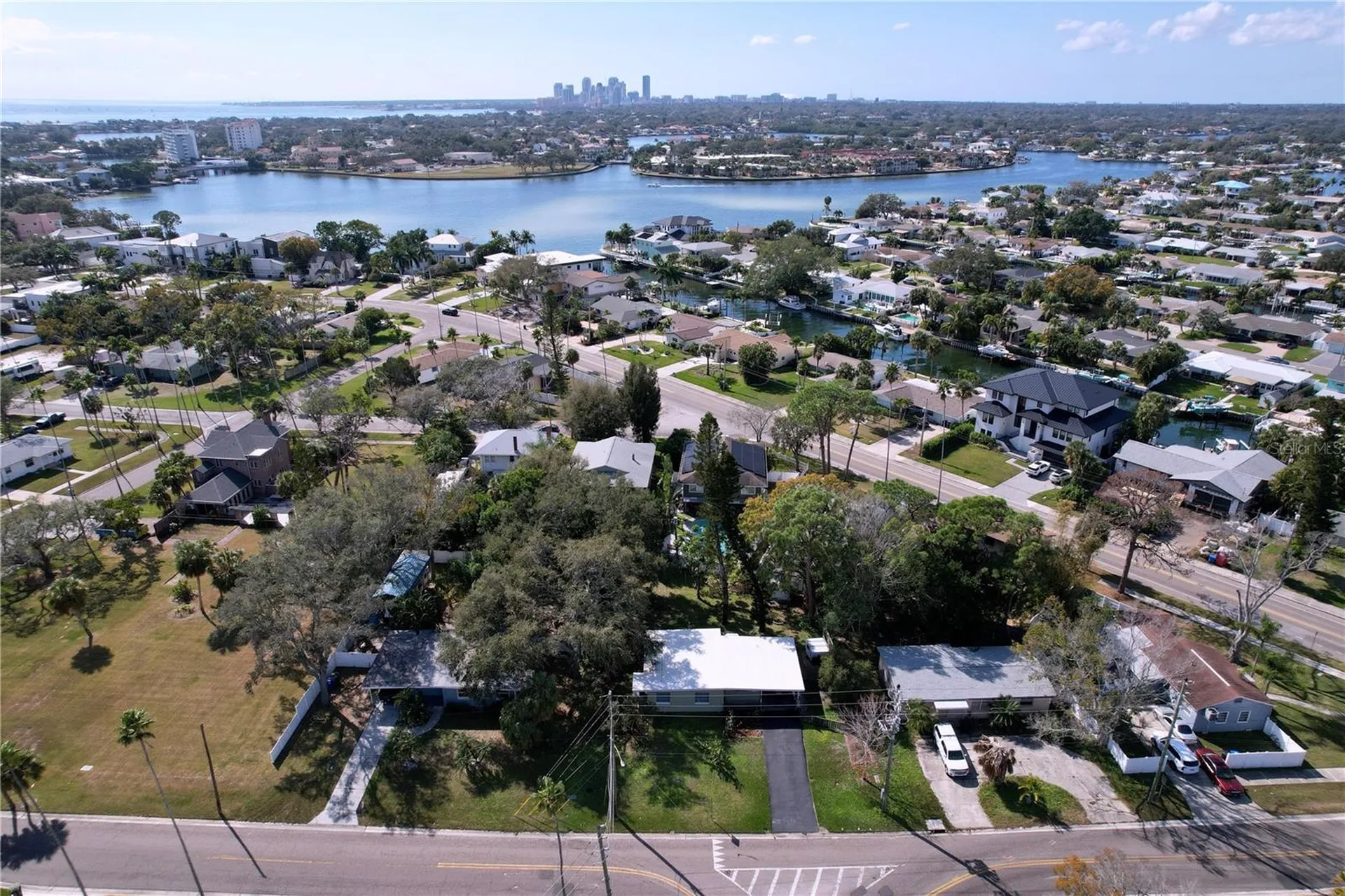4042 Arkansas Avenue NE St Petersburg FL 33703