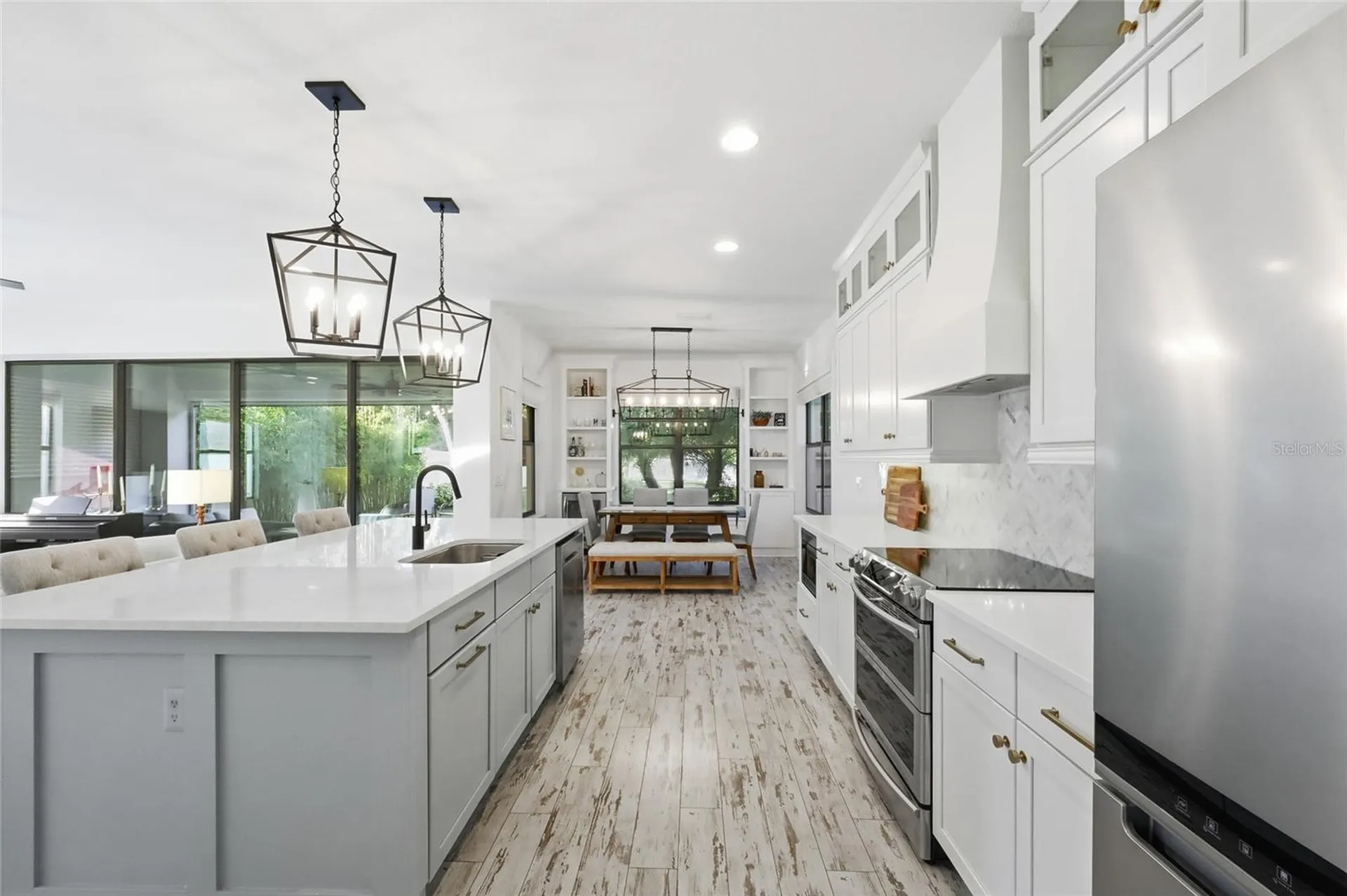 1033 Wilks Avenue Orlando FL 32809