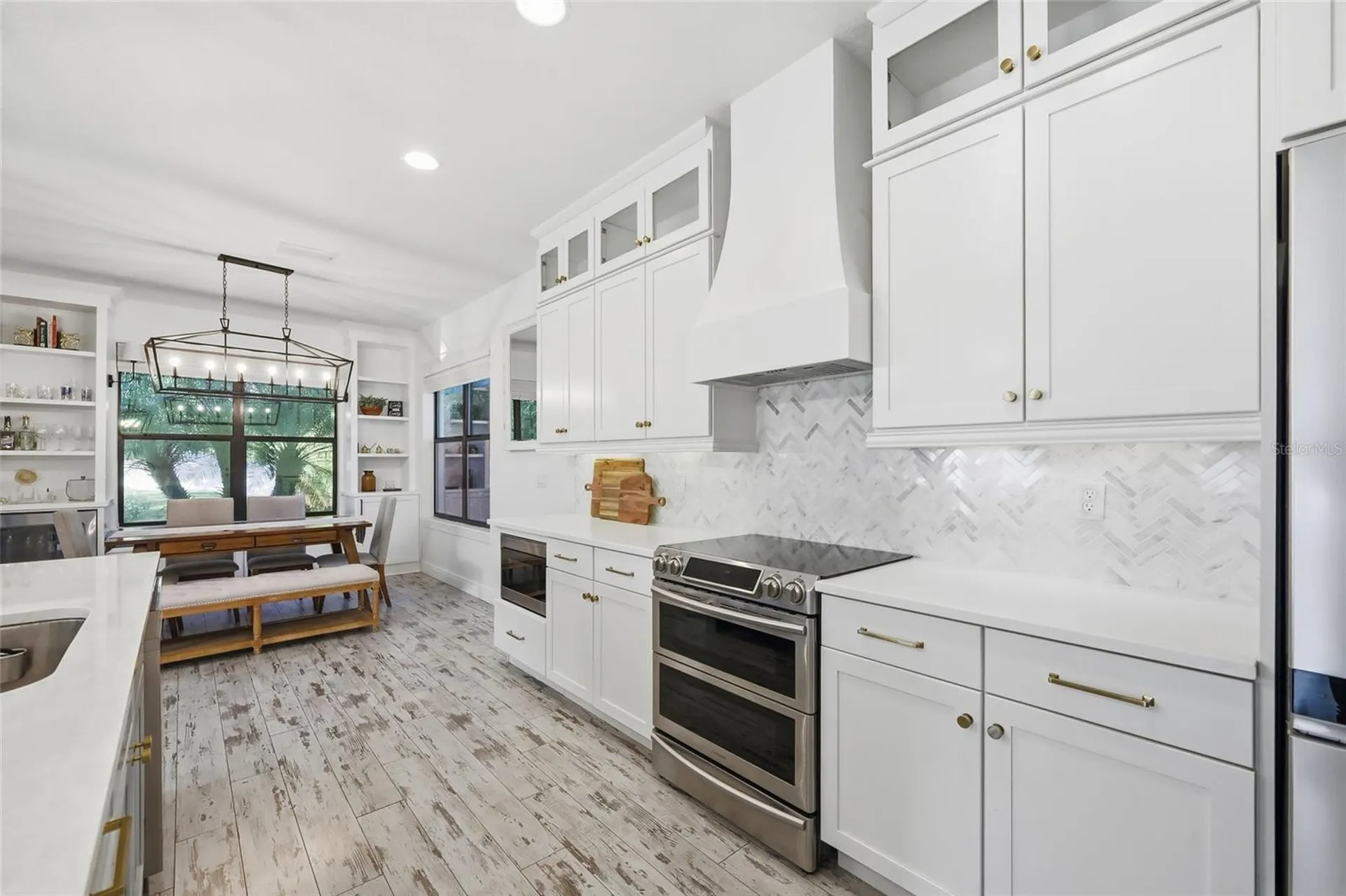 1033 Wilks Avenue Orlando FL 32809