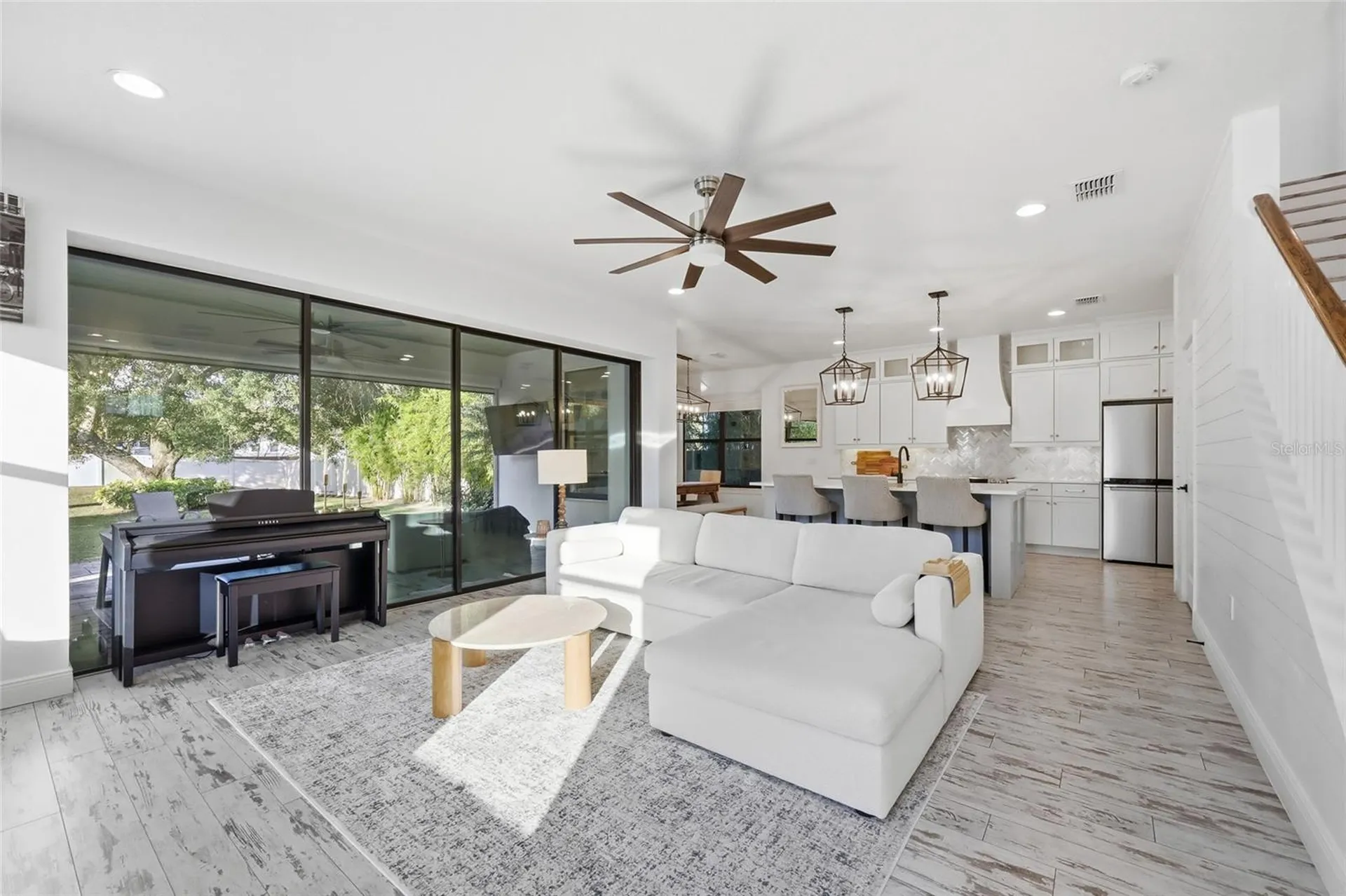 1033 Wilks Avenue Orlando FL 32809