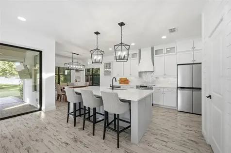 1033 Wilks Avenue Orlando FL 32809