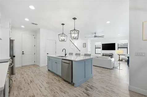 1033 Wilks Avenue Orlando FL 32809