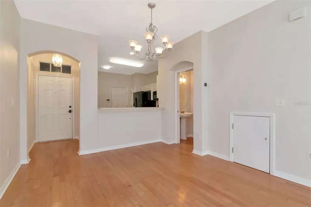 18832 Duquesne Drive Tampa FL 33647