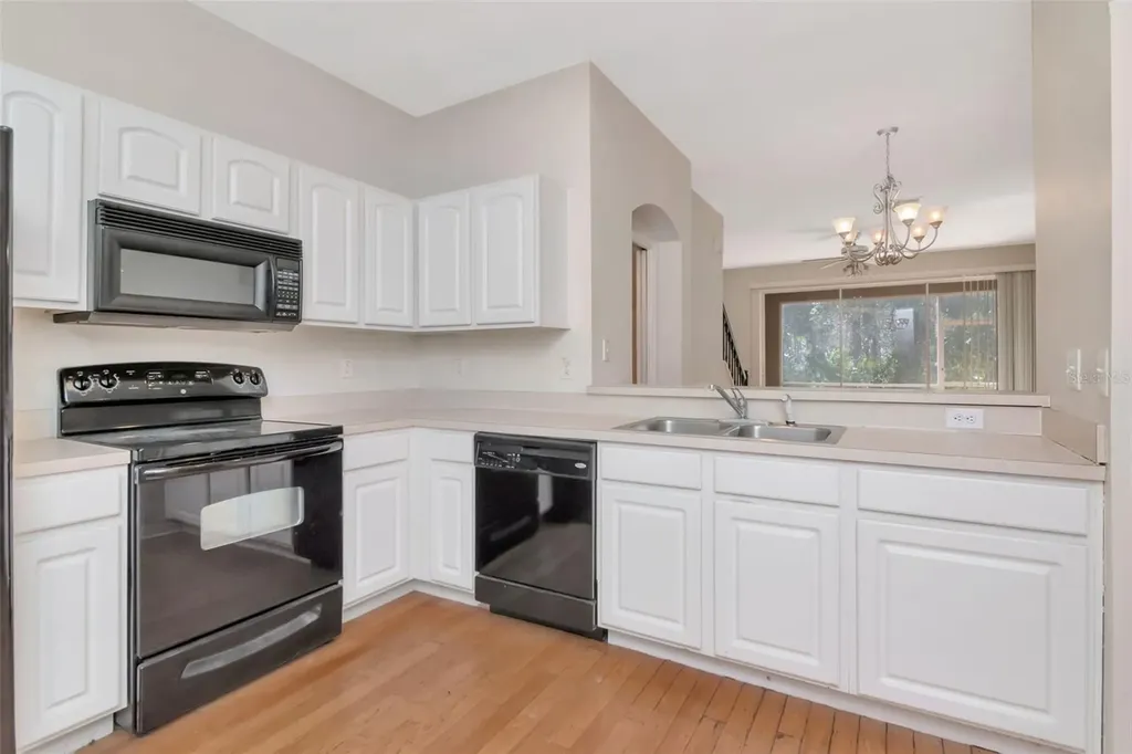 18832 Duquesne Drive Tampa FL 33647