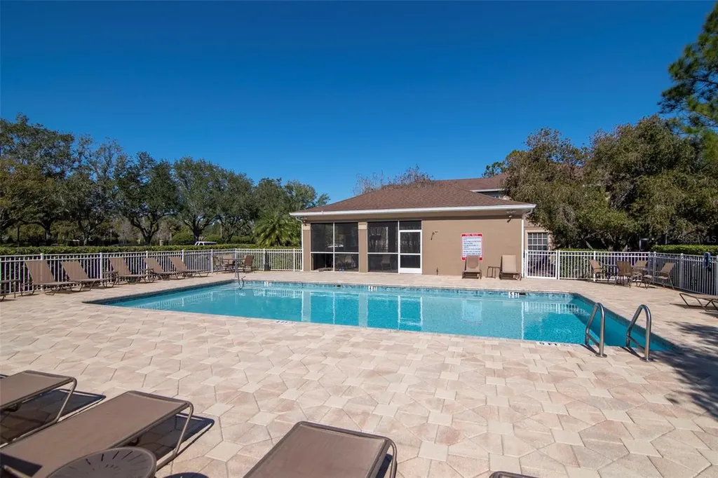 18832 Duquesne Drive Tampa FL 33647