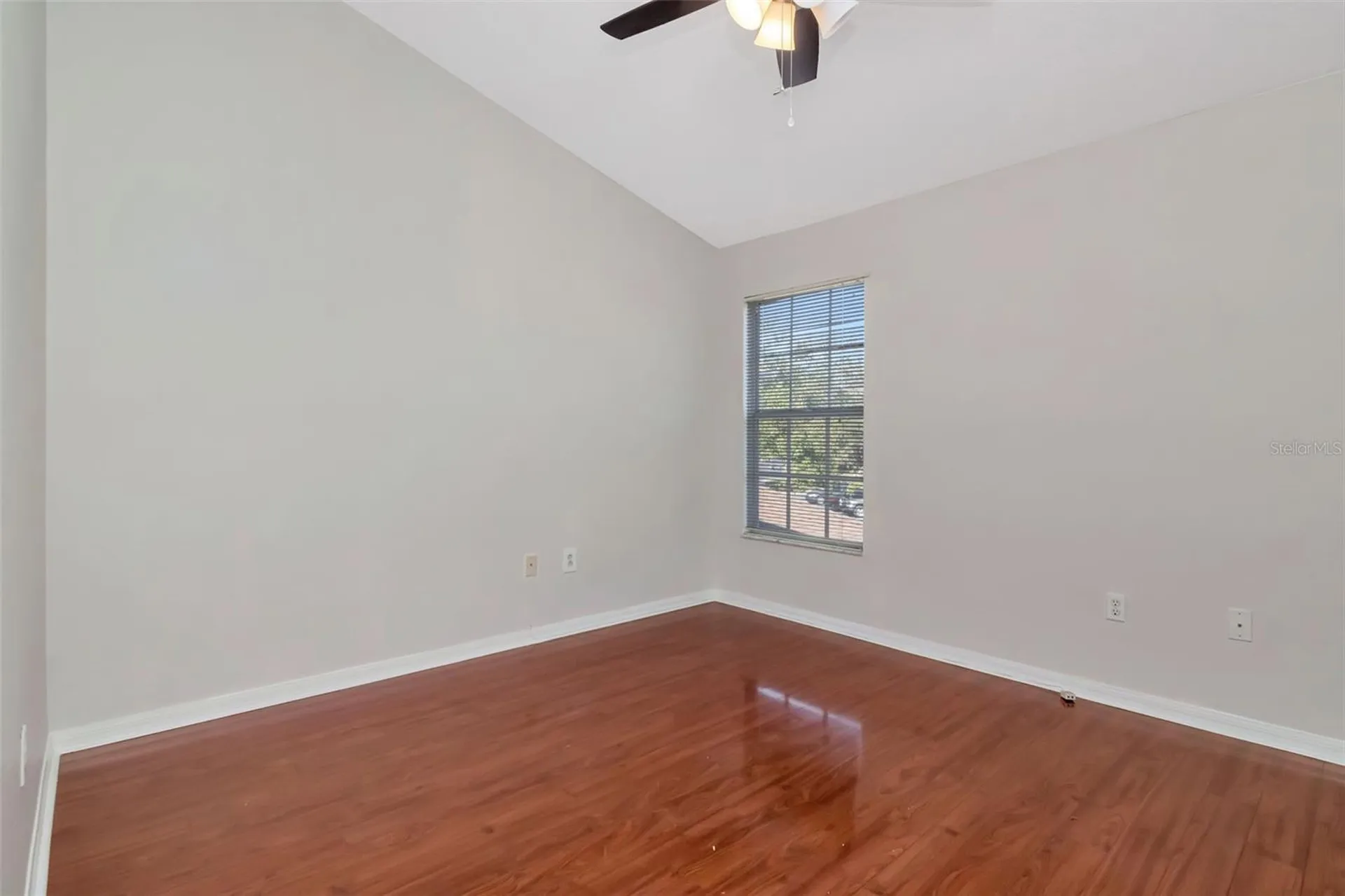 18832 Duquesne Drive Tampa FL 33647